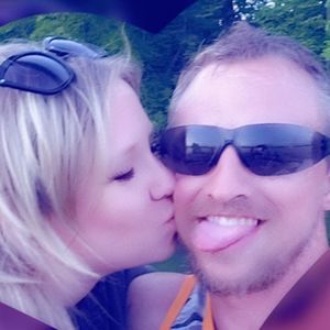 Meet your Posher, Casey